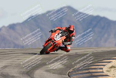 media/Nov-16-2025-Race Pace (Sun) [[8c5fa54630]]/Verified Riders/8-Turn 12 (120pm)/